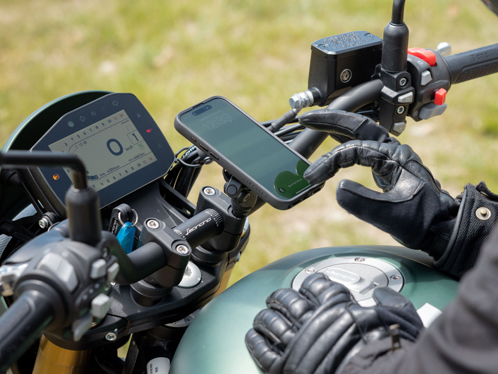 Крепление в траверсу мотоцикла ПРО Quad Lock® Motorcycle Handlebar Clamp  Mount PRO — купить в интернет-магазине GPStrade