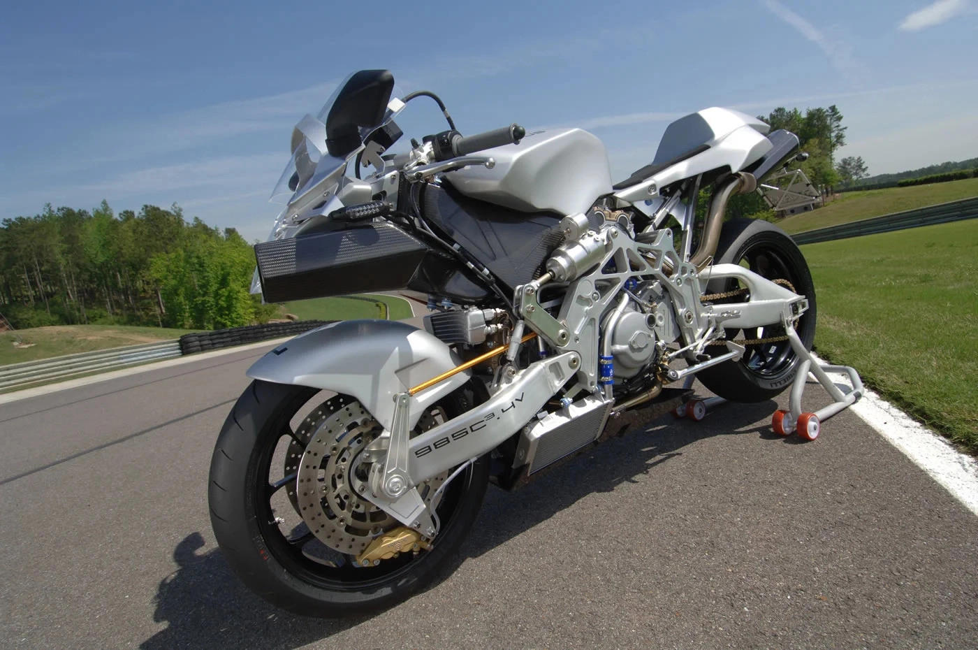 Vyrus 987 C3 4V с мотором Ducati: история и характеристики Vyrus 987 C3 4V с мотором Ducati: история и характеристики