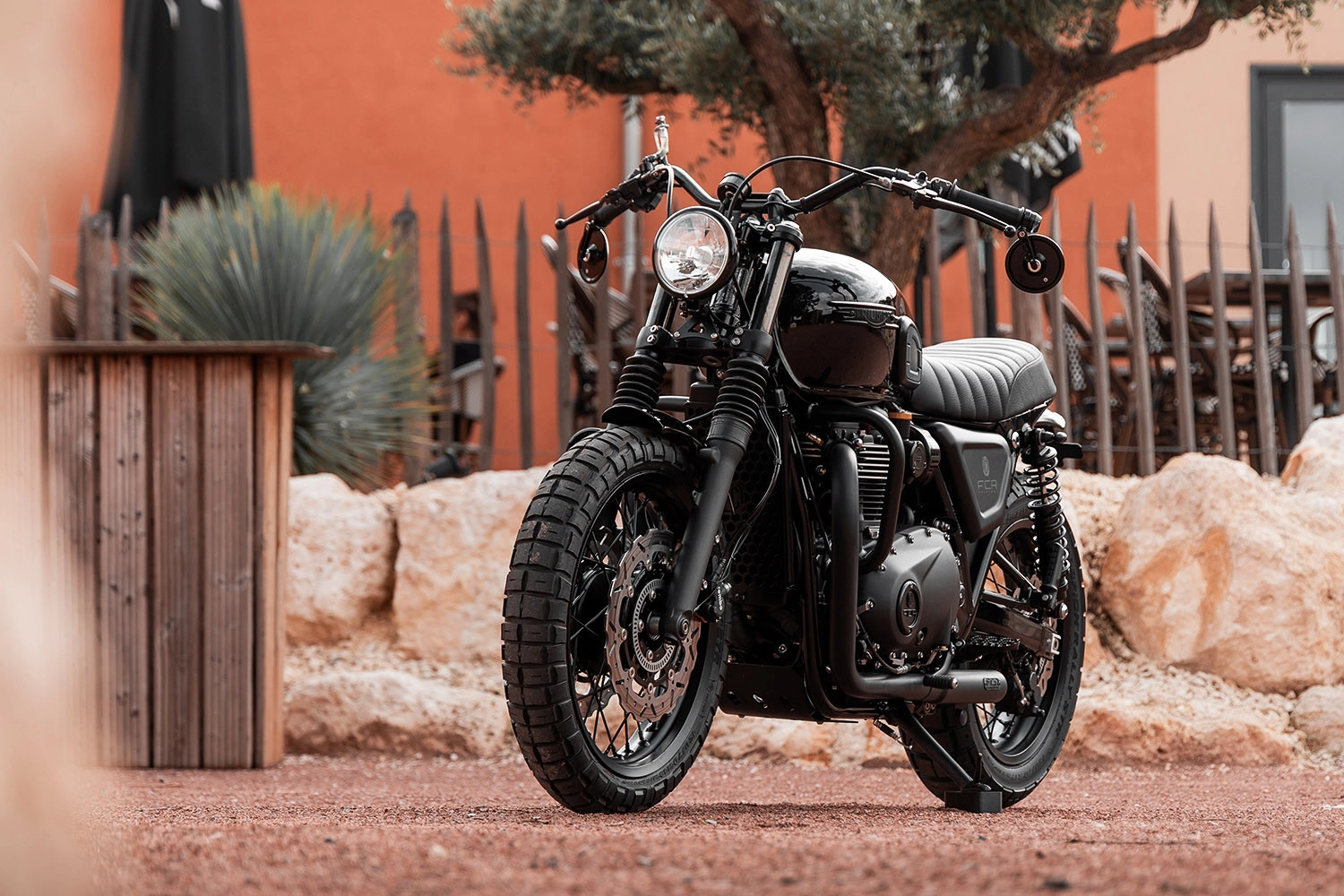 Скрэмблер на базе Triumph Bonneville T120 Black от FCR Original