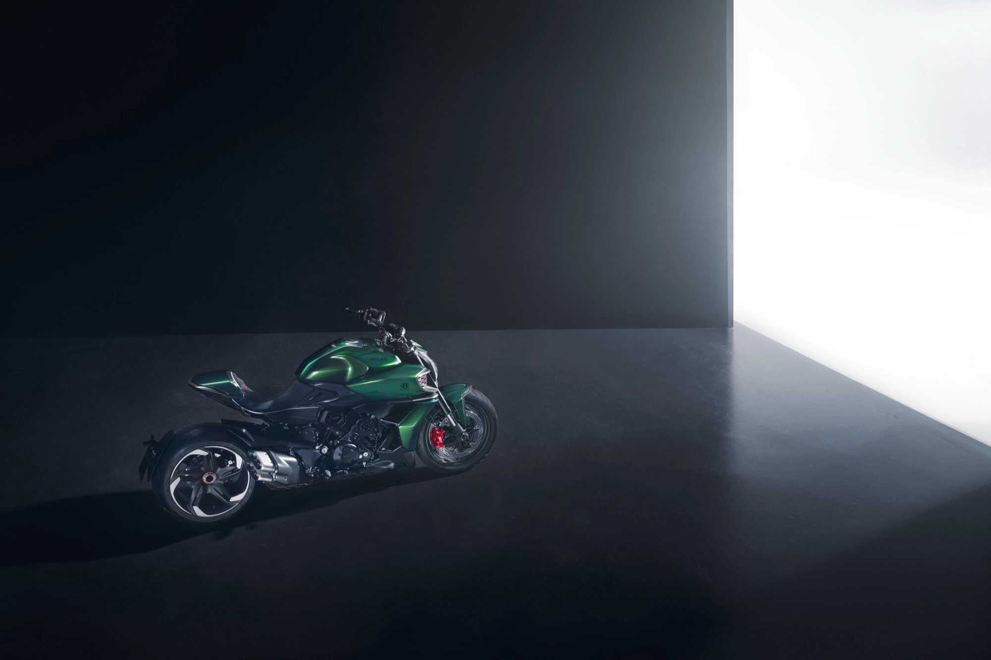 Ducati Diavel for Bentley распродан: будет ли новая серия? Ducati Diavel for Bentley распродан: будет ли новая серия?