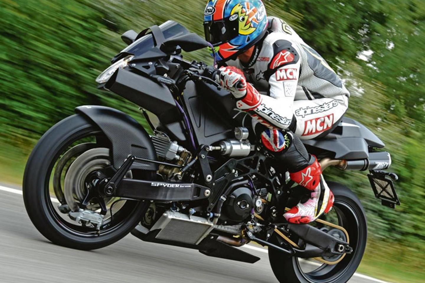 Vyrus 987 C3 4V с мотором Ducati: история и характеристики Vyrus 987 C3 4V с мотором Ducati: история и характеристики