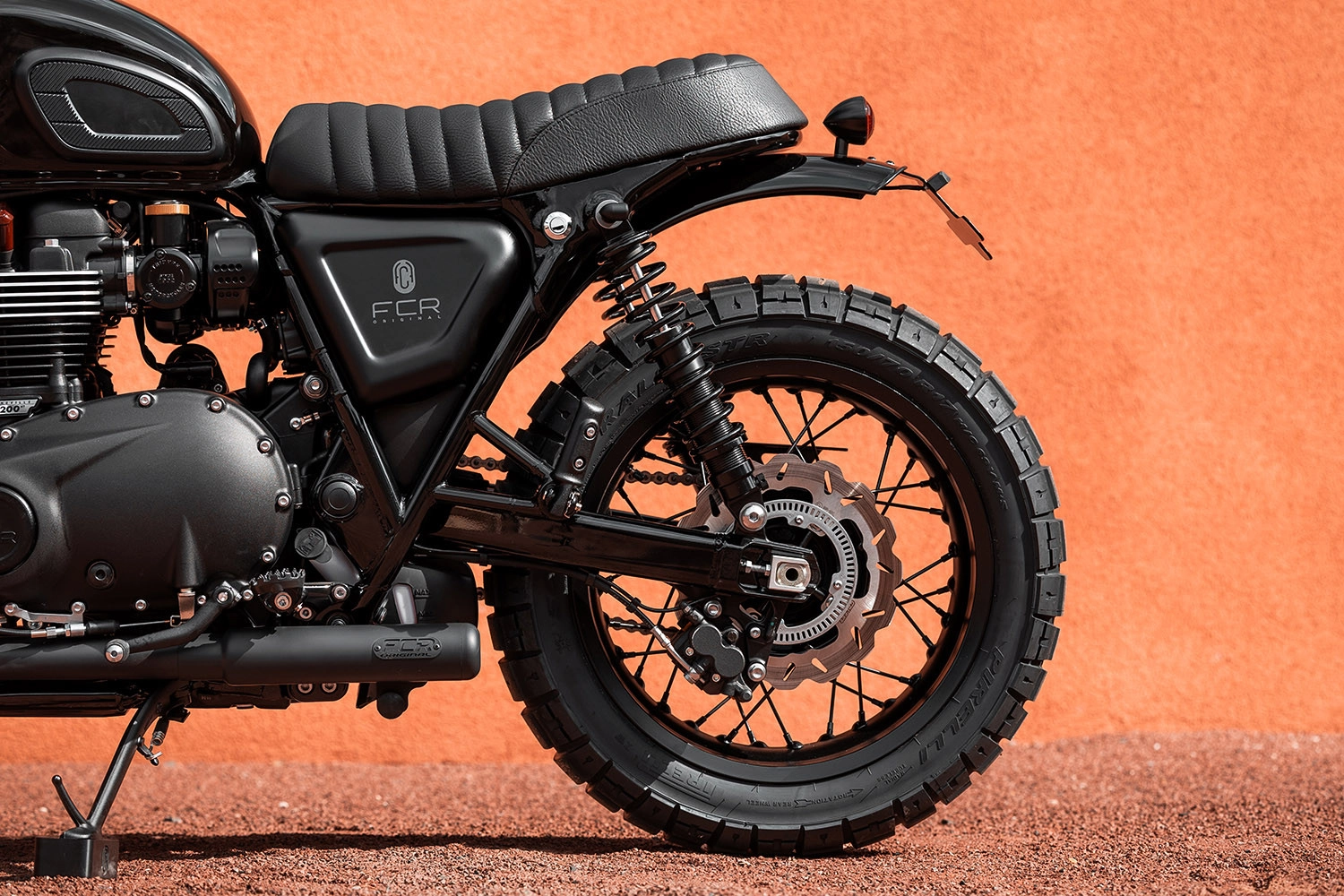 Скрэмблер на базе Triumph Bonneville T120 Black от FCR Original
