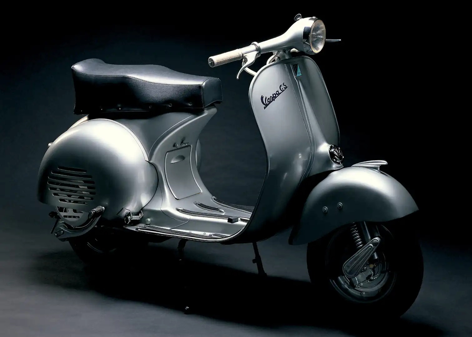 История Vespa: 80 лет мотороллера Piaggio по десятилетиям