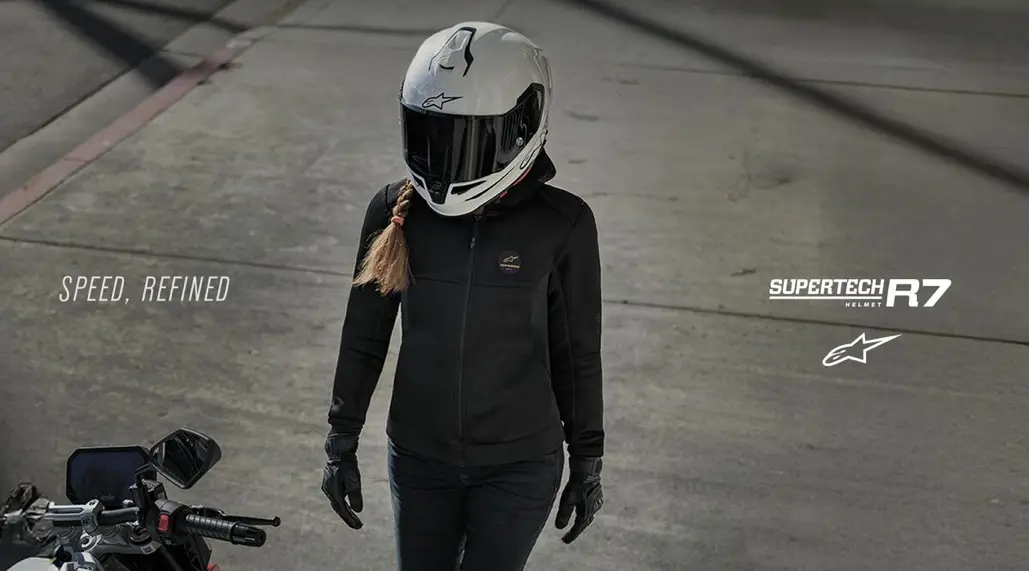 Alpinestars представила дорожный шлем Supertech R7 (S-R7)