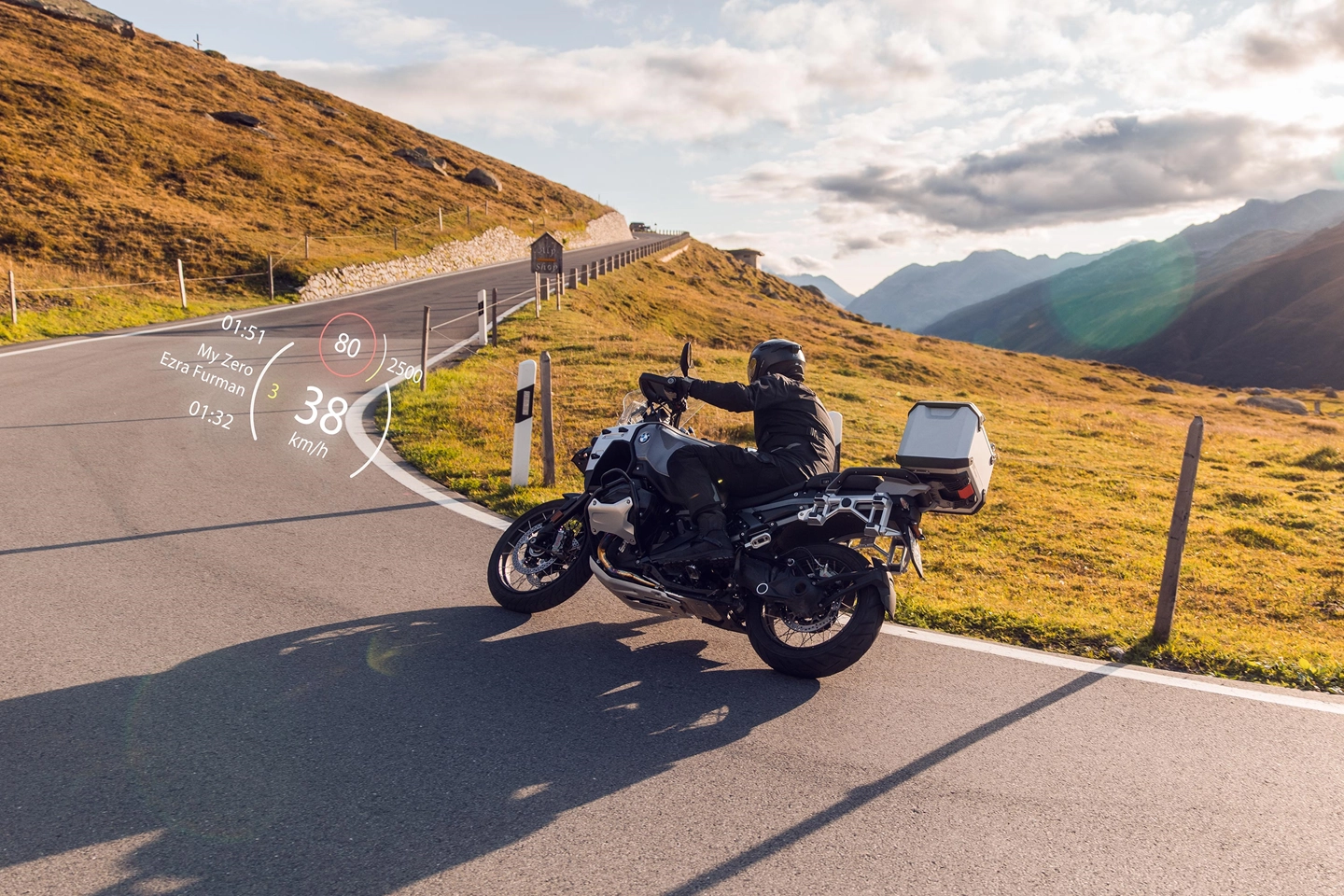 Aegis Rider Vision — мотошлем с проекционным дисплеем (HUD) Aegis Rider Vision — мотошлем с проекционным дисплеем (HUD)